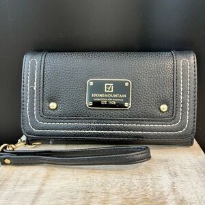 Stone Mountain Limited Edition Pebbled  Leather Wallet